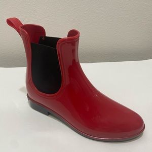 Seven7 Dover Red Rain Boots